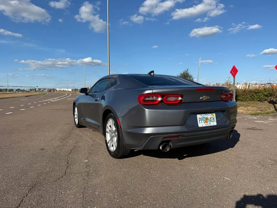 2022 Chevrolet Camaro 6th Gen - Image 5 of 17