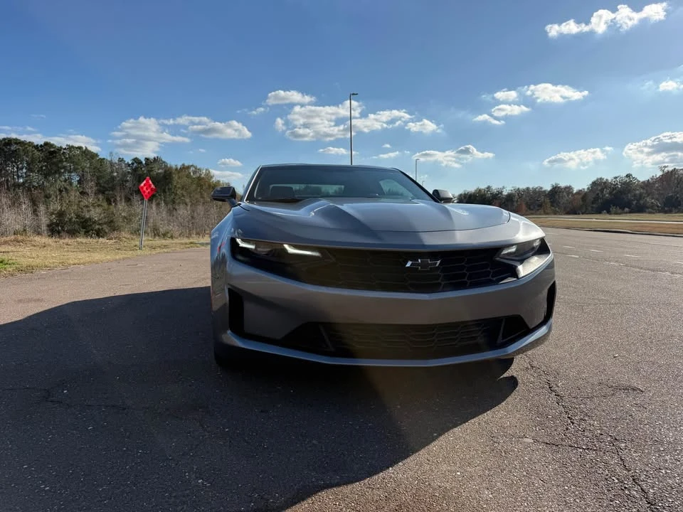 2022 Chevrolet Camaro 6th Gen - Image 2 of 17