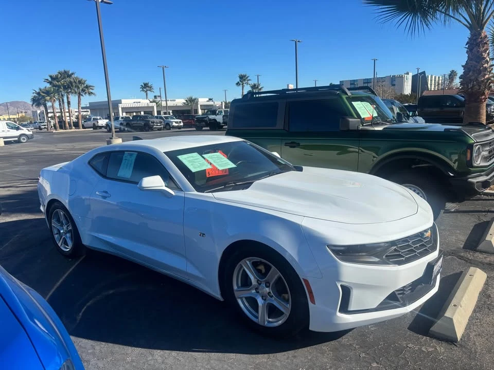2022 Chevrolet Camaro 6th Gen - Image 2 of 3