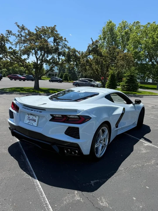 2022 Chevrolet Corvette C8 - Image 2 of 11
