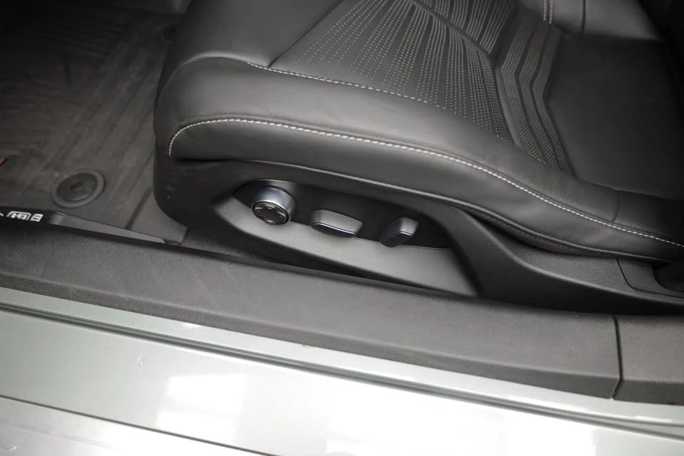 2022 Chevrolet Corvette C8 - Image 6 of 18