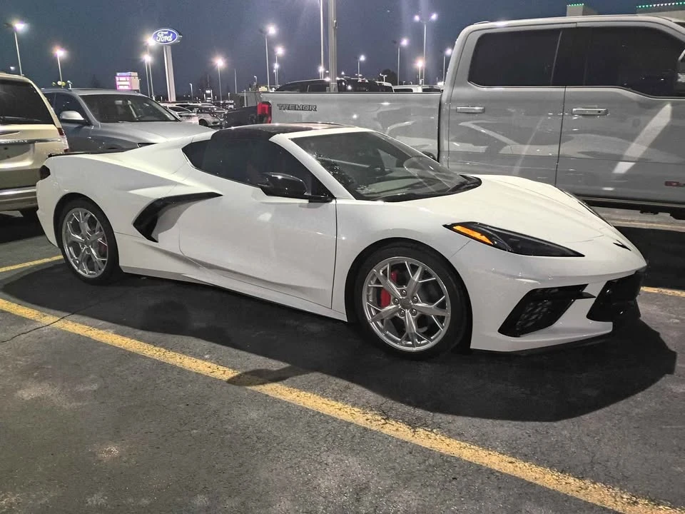 2022 Chevrolet Corvette C8 - Image 3 of 4