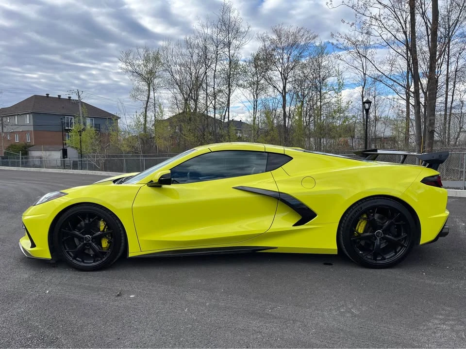2022 Chevrolet Corvette C8 - Image 2 of 17