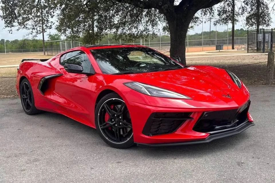 2022 Chevrolet Corvette C8 - Image 2 of 20