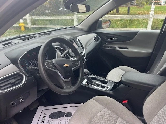 2022 Chevrolet Equinox - Image 10 of 12