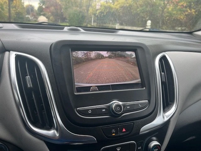 2022 Chevrolet Equinox - Image 11 of 12