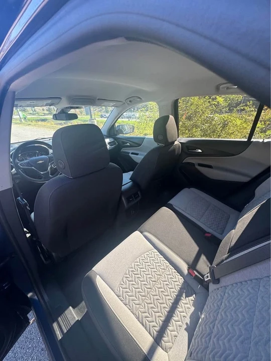 2022 Chevrolet Equinox - Image 10 of 14