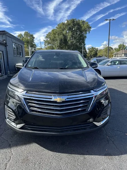 2022 Chevrolet Equinox - Image 8 of 10