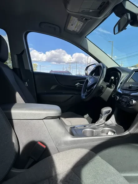 2022 Chevrolet Equinox - Image 9 of 10