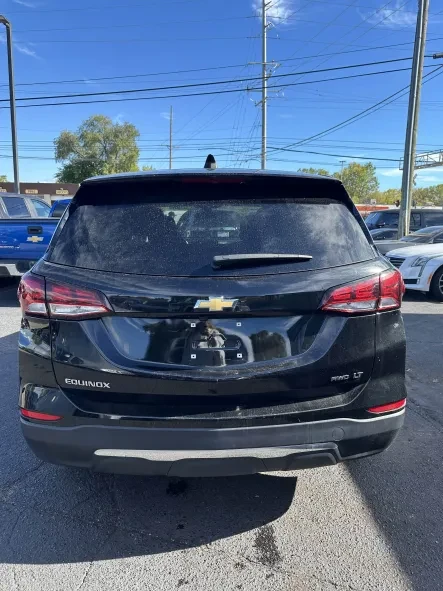 2022 Chevrolet Equinox - Image 4 of 10