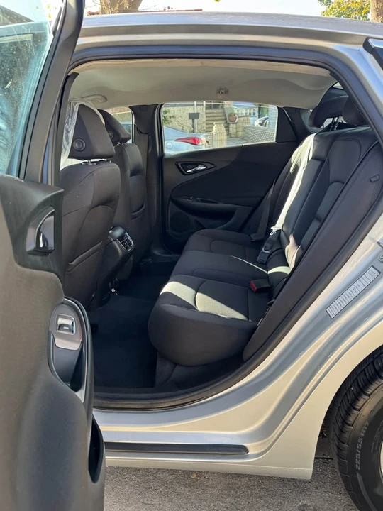 2022 Chevrolet Malibu - Image 9 of 15