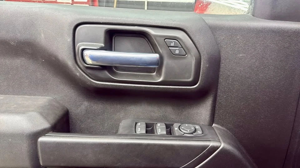 2022 Chevrolet Silverado 4th Gen - Image 9 of 17