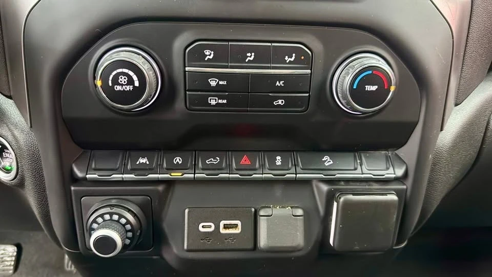 2022 Chevrolet Silverado 4th Gen - Image 14 of 17
