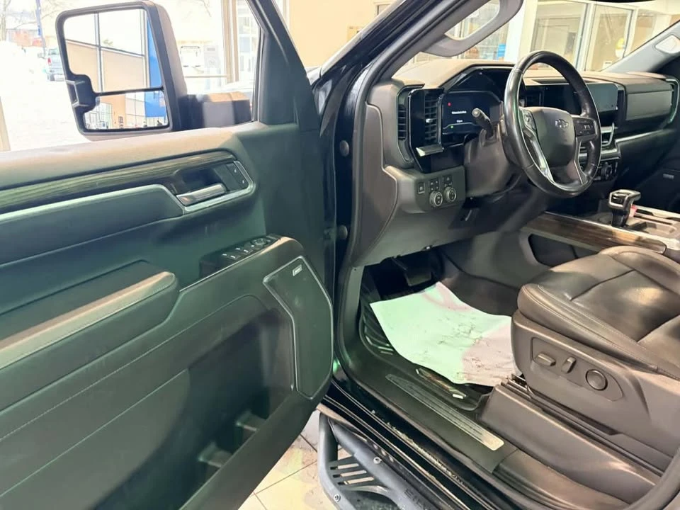 2022 Chevrolet Silverado 4th Gen - Image 9 of 10