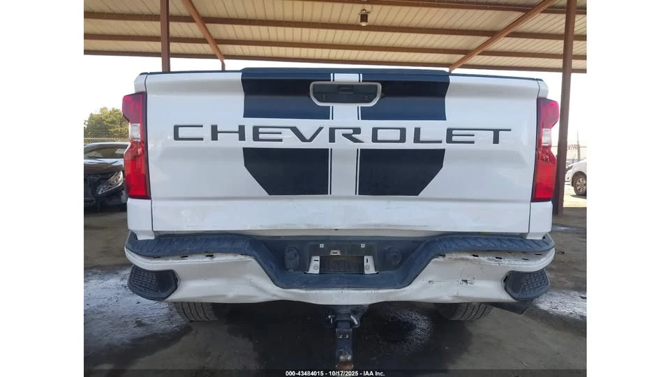 2022 Chevrolet Silverado 4th Gen - Image 2 of 11