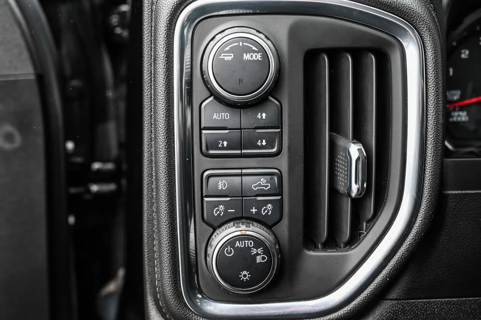 2022 Chevrolet Silverado 4th Gen - Image 19 of 20