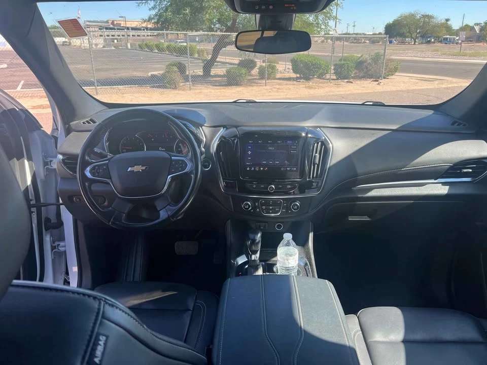 2022 Chevrolet Traverse - Image 5 of 8