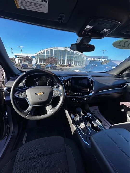 2022 Chevrolet Traverse - Image 6 of 14