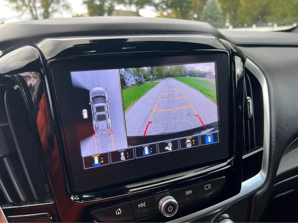 2022 Chevrolet Traverse - Image 11 of 20