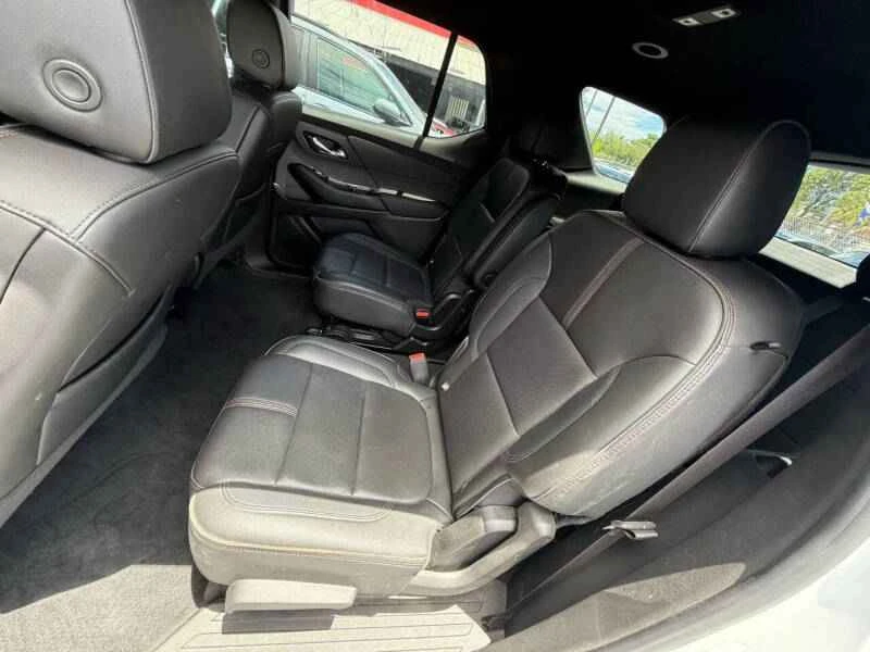 2022 Chevrolet Traverse - Image 4 of 6