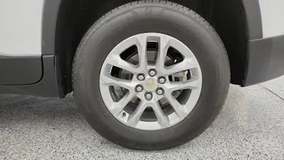 2022 Chevrolet Traverse - Image 2 of 16