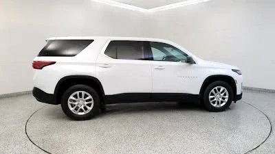2022 Chevrolet Traverse - Image 10 of 16