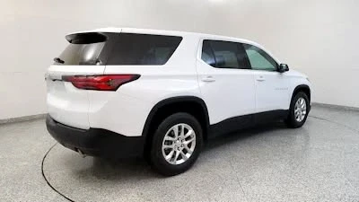 2022 Chevrolet Traverse - Image 11 of 16