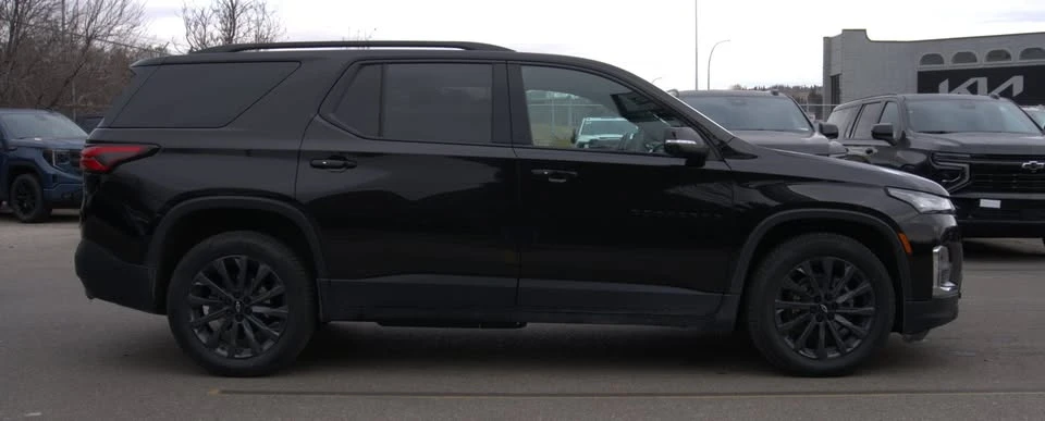 2022 Chevrolet Traverse - Image 3 of 16