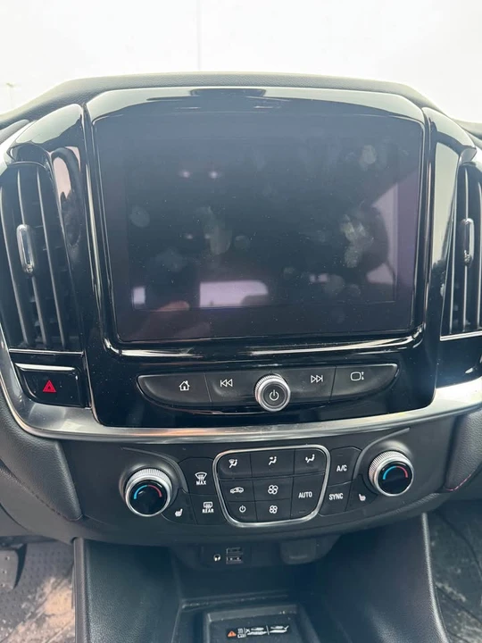 2022 Chevrolet Traverse - Image 13 of 16