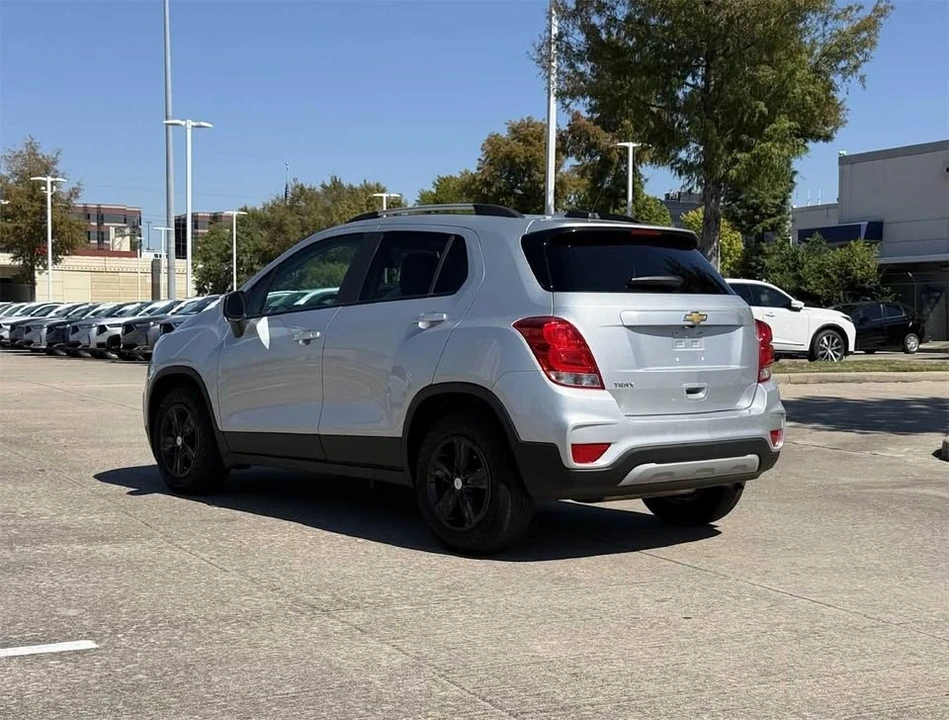 2022 Chevrolet Trax - Image 4 of 9