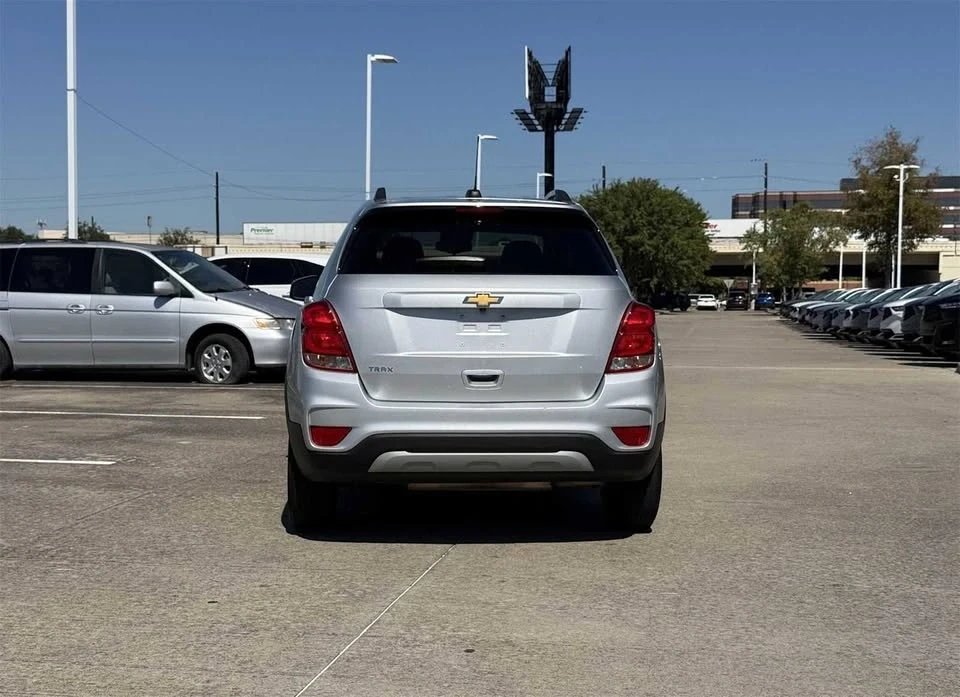 2022 Chevrolet Trax - Image 5 of 9