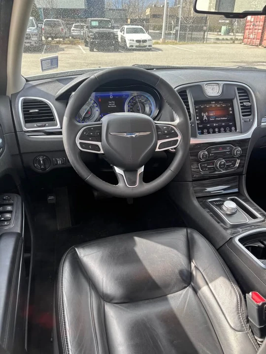 2022 Chrysler 300 (2005-2023) - Image 6 of 8