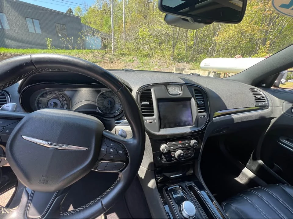 2022 Chrysler 300 (2005-2023) - Image 8 of 11