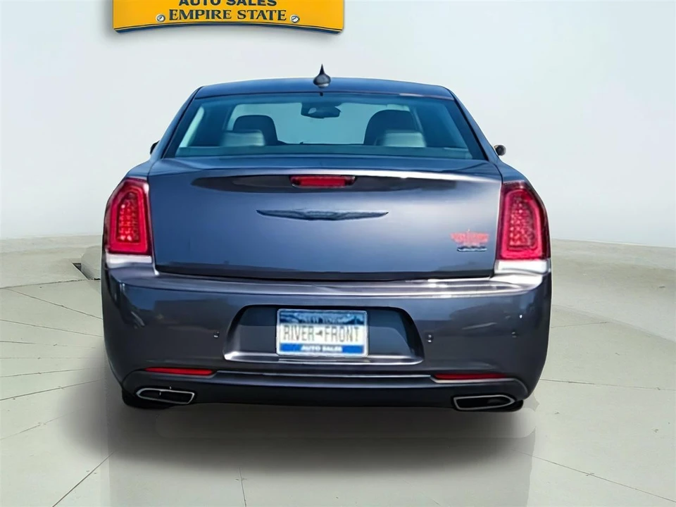 2022 Chrysler 300 (2005-2023) - Image 7 of 28