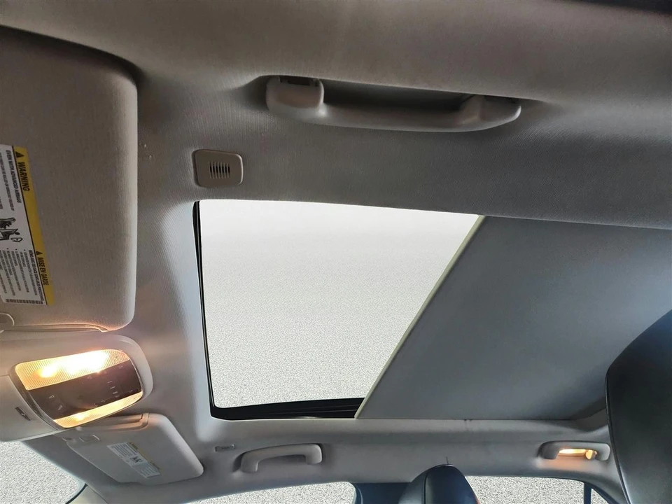 2022 Chrysler 300 (2005-2023) - Image 11 of 28