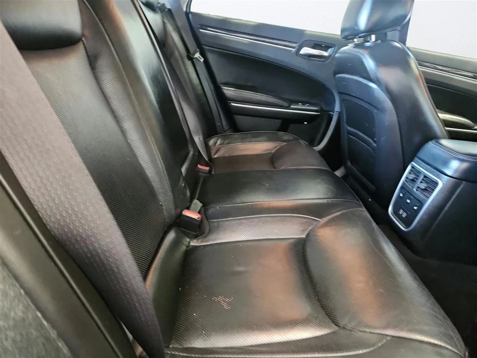 2022 Chrysler 300 (2005-2023) - Image 23 of 28