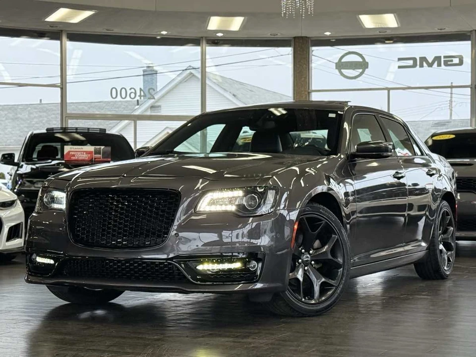 2022 Chrysler 300 (2005-2023) - Image 4 of 21