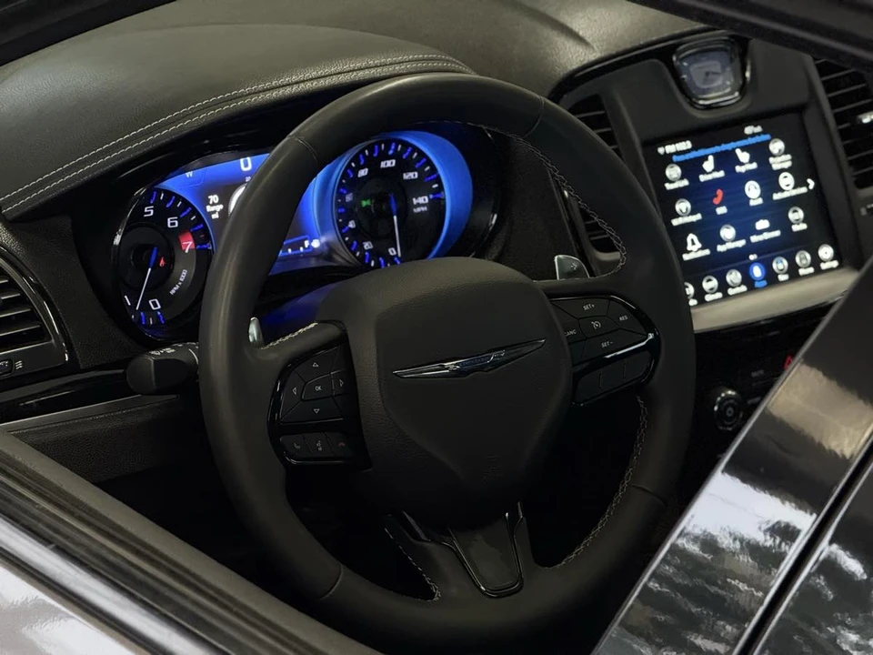 2022 Chrysler 300 (2005-2023) - Image 19 of 21
