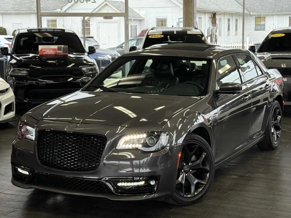 2022 Chrysler 300 (2005-2023) - Image 6 of 21