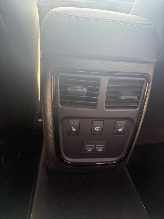2022 Chrysler 300 (2005-2023) - Image 9 of 9