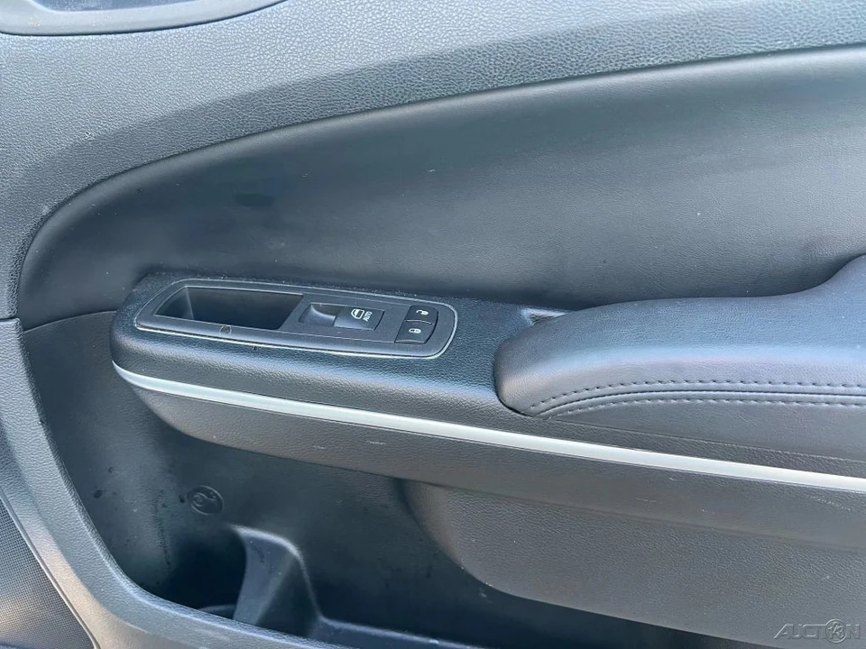 2022 Chrysler 300 (2005-2023) - Image 20 of 21