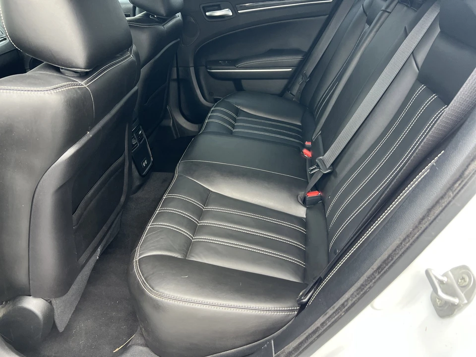 2022 Chrysler 300 (2005-2023) - Image 11 of 12
