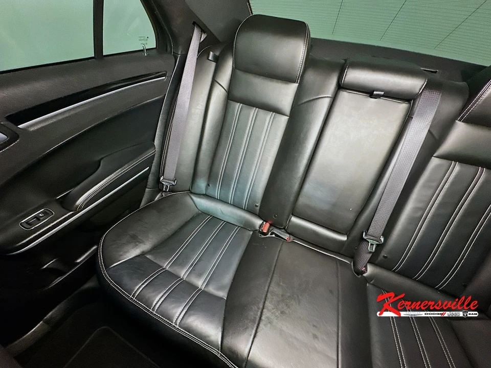 2022 Chrysler 300 (2005-2023) - Image 12 of 21
