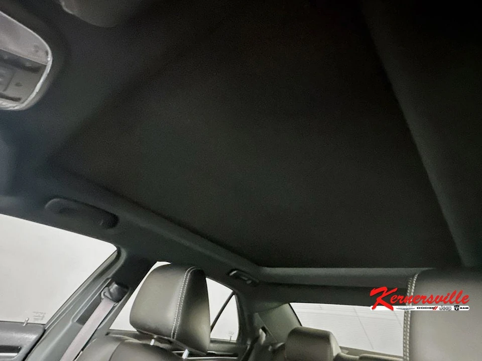2022 Chrysler 300 (2005-2023) - Image 21 of 24