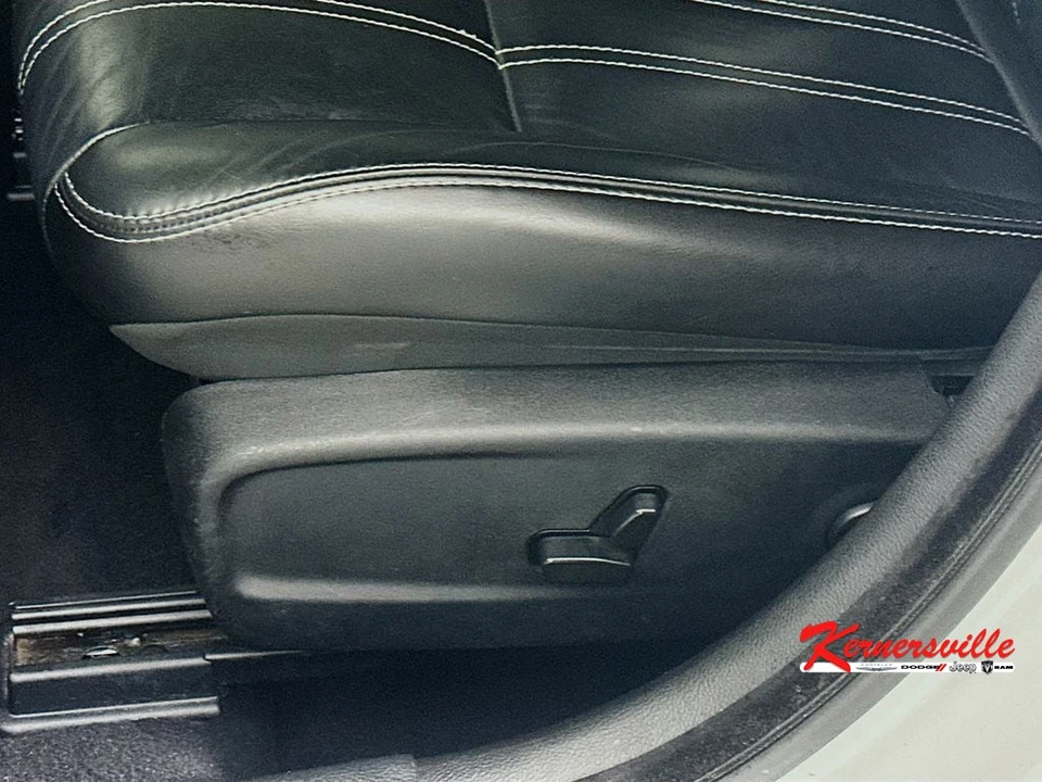 2022 Chrysler 300 (2005-2023) - Image 22 of 24