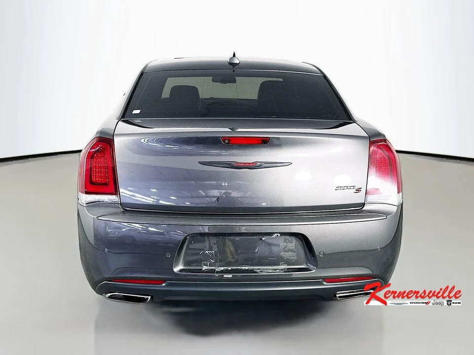 2022 Chrysler 300 (2005-2023) - Image 6 of 24