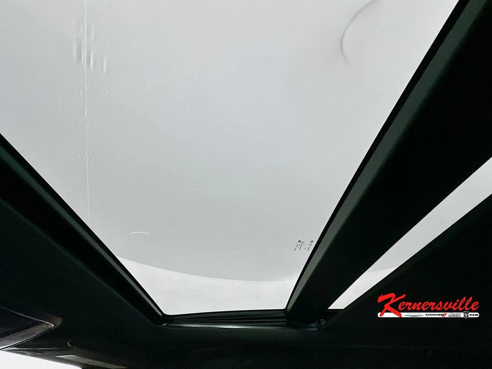 2022 Chrysler 300 (2005-2023) - Image 21 of 24