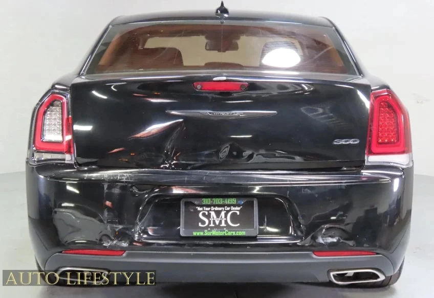 2022 Chrysler 300 (2005-2023) - Image 11 of 31