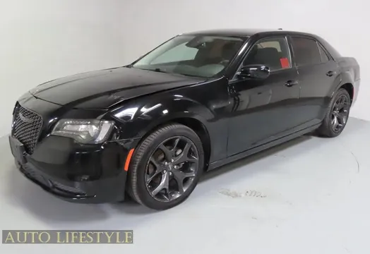 2022 Chrysler 300 Touring