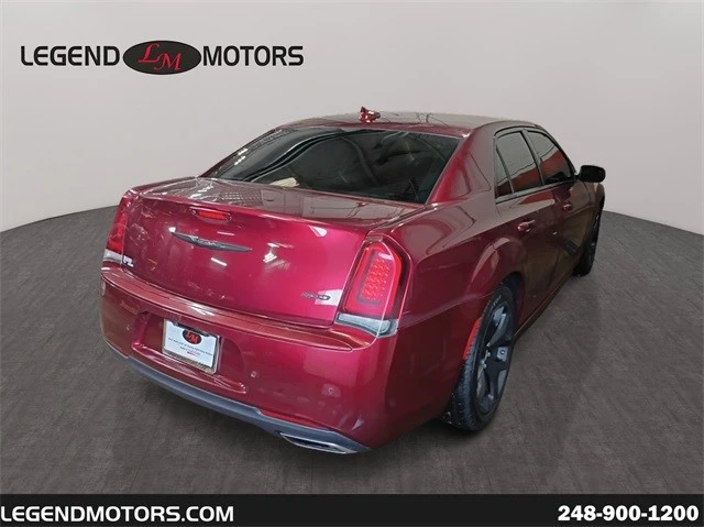 2022 Chrysler 300 (2005-2023) - Image 8 of 12